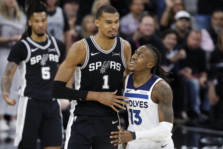 The Spurs look ready to put the Timberwolves away in Game 6