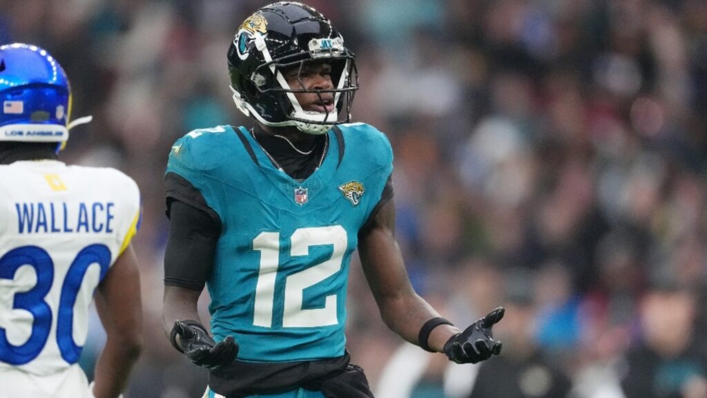Travis Hunter Chimes In on Critics of Playing Both Ways for the Jaguars in 2026