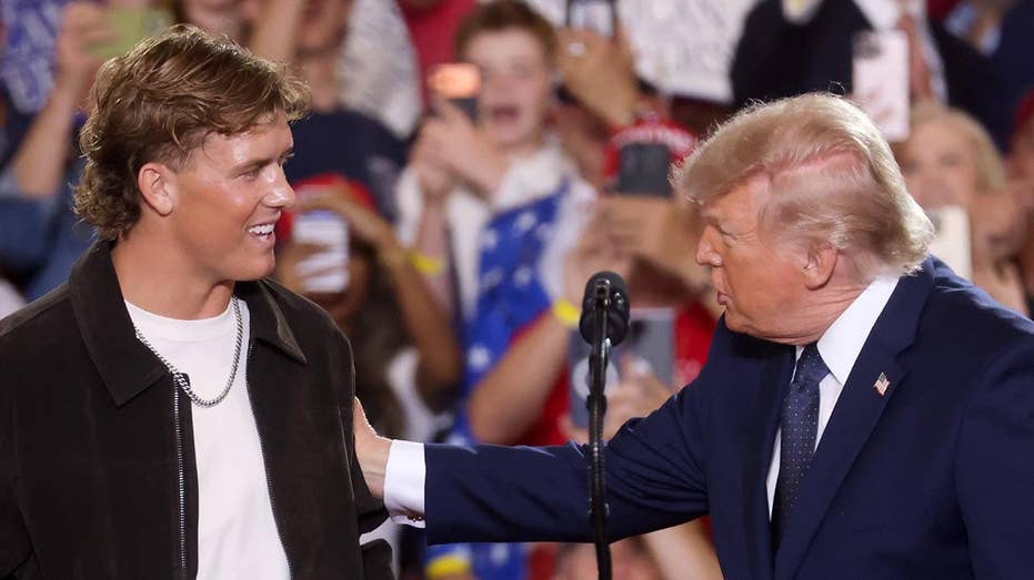 Trump gushes over Giants' Jaxson Dart, says he wondered if QB was a 'male model'