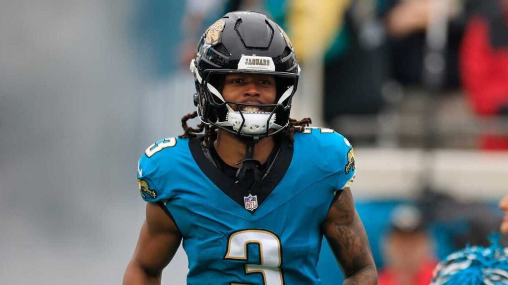 AFC Notes: Jakobi Meyers, Jeffery Simmons, Jaguars, Texans, Titans