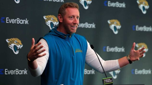 AFC Notes: Liam Coen, Amani Hooker, Colts, Jaguars, Titans