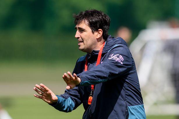 Andoni Iraola to make decision on Liverpool talent after transfer interest
