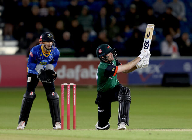 Ashton Turner half-century guides Foxes to victory at Hove