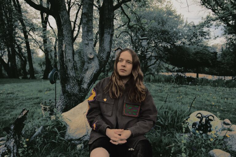 Billy Strings Announces New Album So Much for Goodbyes