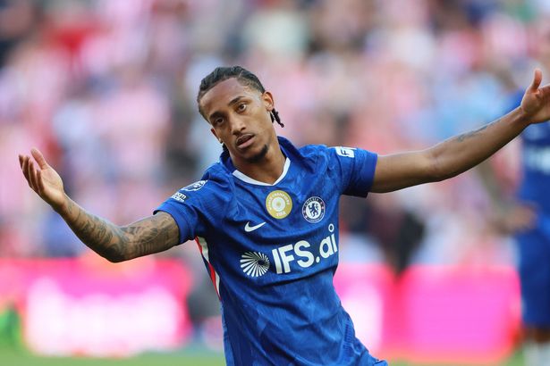 Chelsea star set for pay rise as Xabi Alonso prepares for Stamford Bridge overhaul