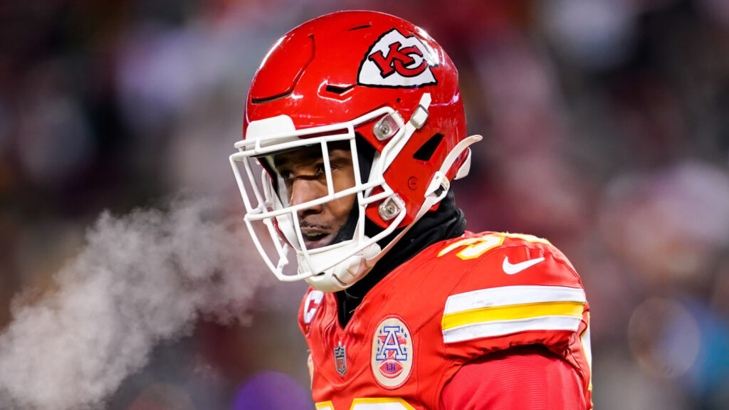 Chiefs reunite with L'Jarius Sneed, but how much does he have left in the tank?