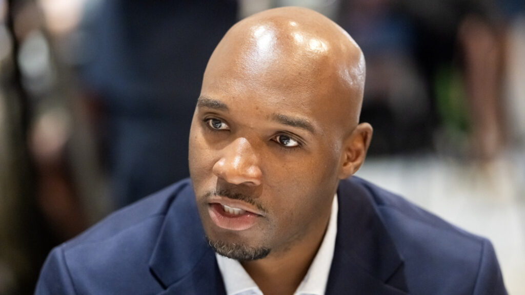 DeMeco Ryans Hires Former Teammates As Coaching Fellows