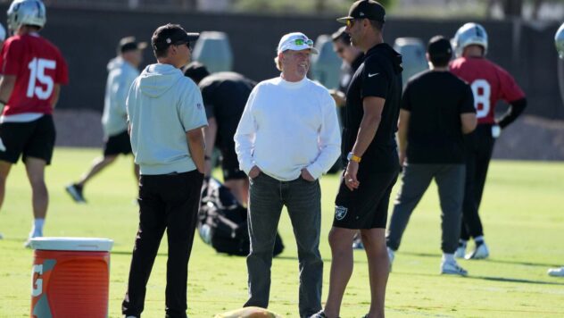ESPN insider lists several names that ge believes the Raiders should be getting in contact with regarding free agency