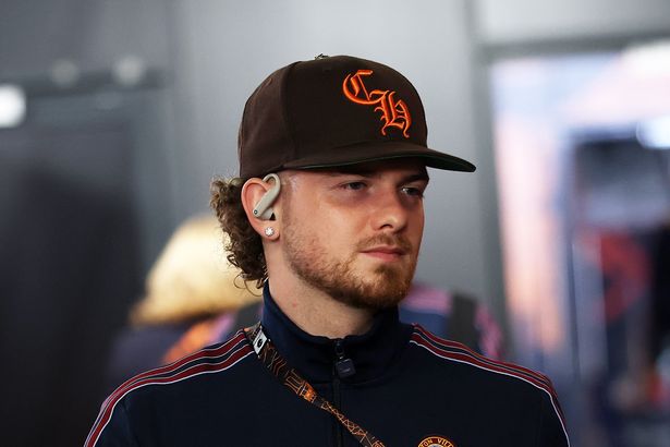 Harvey Elliott sent transfer message as Liverpool star 'deserves another chance'