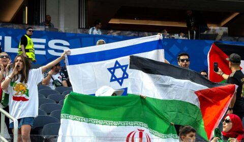 Israeli flag confiscated at Iran World Cup game while Palestinian flags remain in stands, video shows