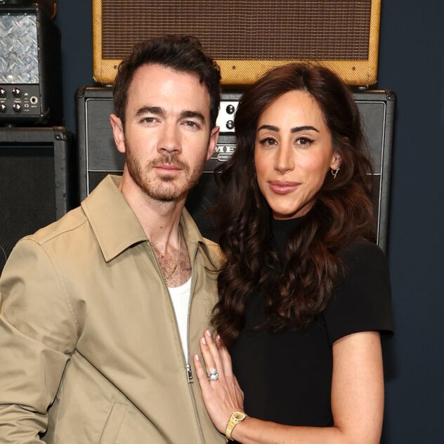 Kevin Jonas Reveals Which Artist Is on His Sex Playlist
