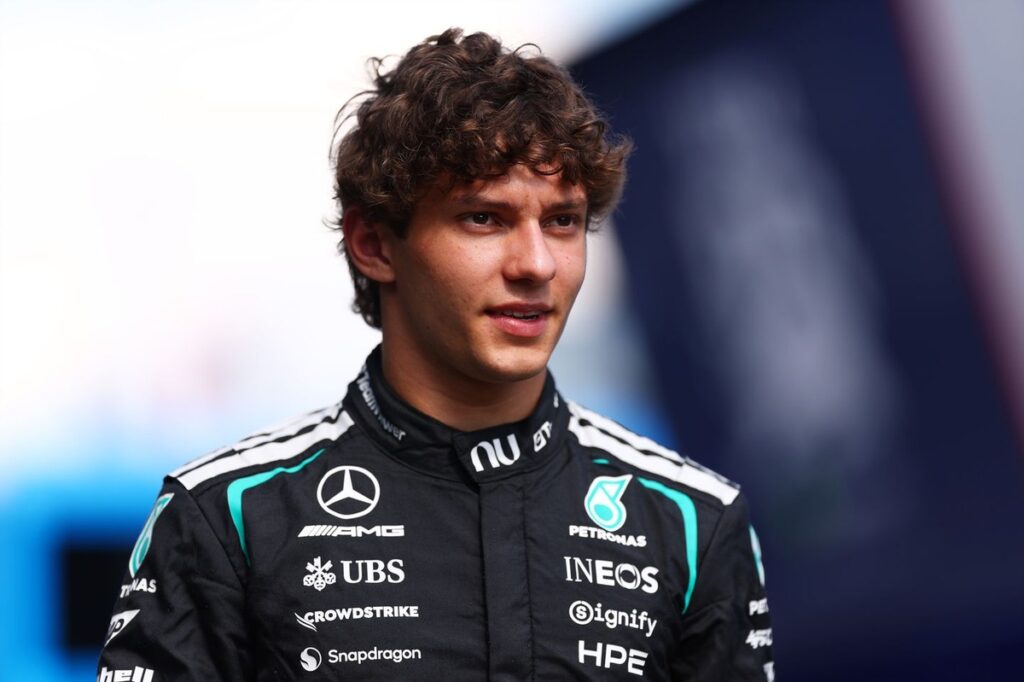 Kimi Antonelli leads Austrian GP long runs as Ferrari upgrade falls flat