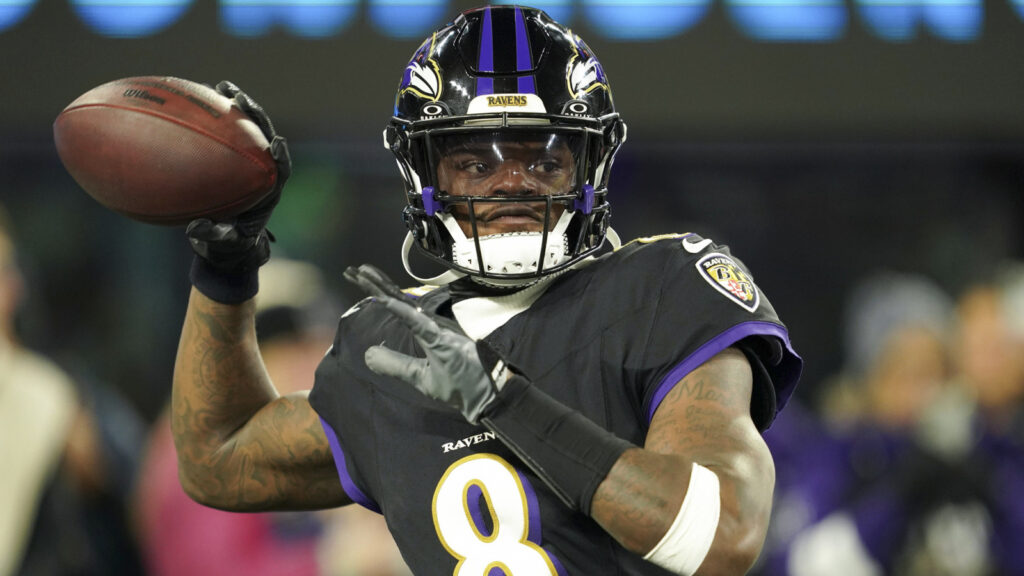 Lamar Jackson has hilarious reaction to Browns trading Myles Garrett