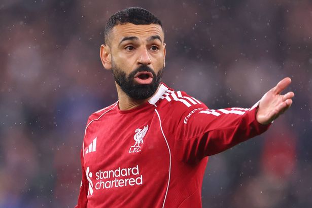 Liverpool told to snap up ideal free transfer to help replace Mohamed Salah