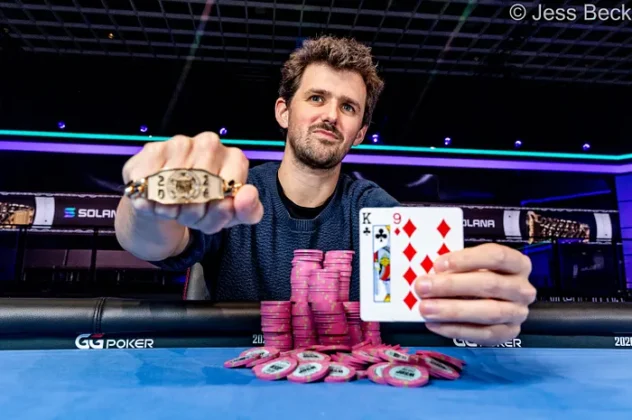 Matthew Moss Captures "First Big Live Tournament Win" in WSOP $800 Deepstack
