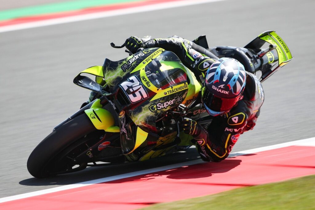 MotoGP Dutch GP: Raul Fernandez leads Trackhouse Aprilia 1-2 in sprint