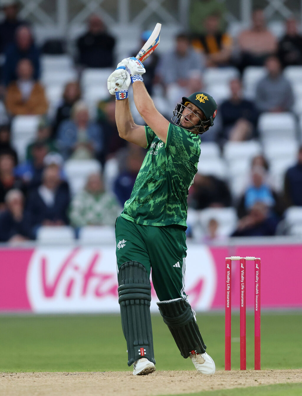 Munsey, Linde extend Notts dominance in 74-run win