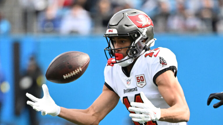 NFC Notes: Devin Lloyd, Jalen McMillan, Buccaneers, Panthers