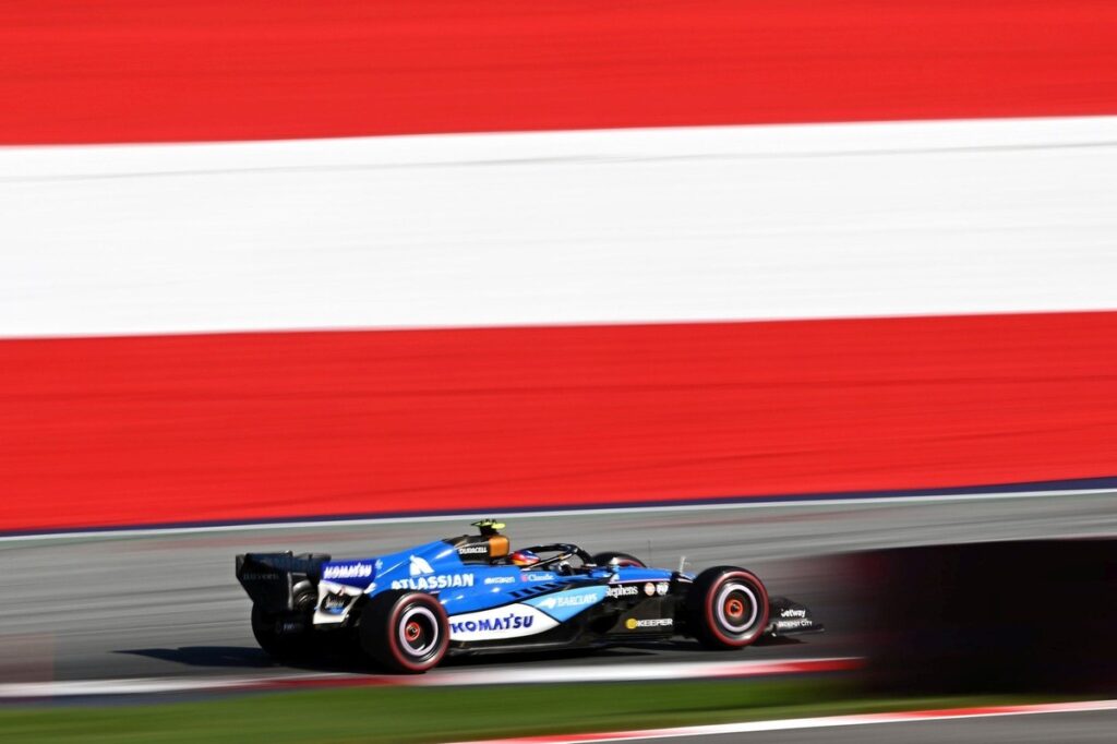 No reliability and no pace: Carlos Sainz admits Williams doesn’t “have a car capable of scoring points"