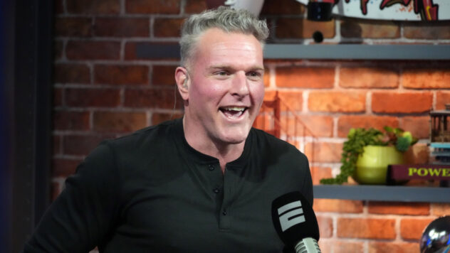 Pat McAfee has an eye-opening take on Raiders' Fernando Mendoza