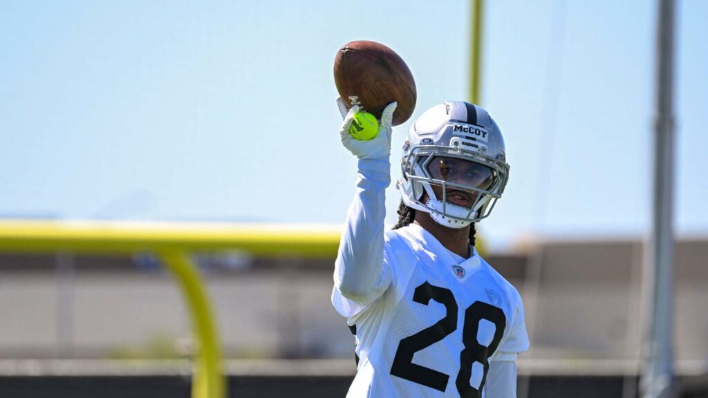 Raiders rookie CB Jermod McCoy continues to get the perfect praise he needs just before Mandatory Minicamp starts