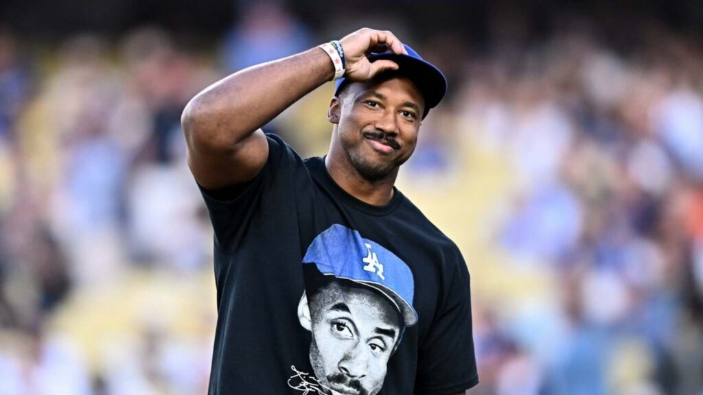 Reports: Myles Garrett's revised deal includes $37M guaranteed in '26
