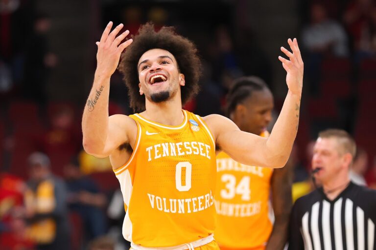 San Antonio selects Ja’Kobi Gillespie with the 42nd pick