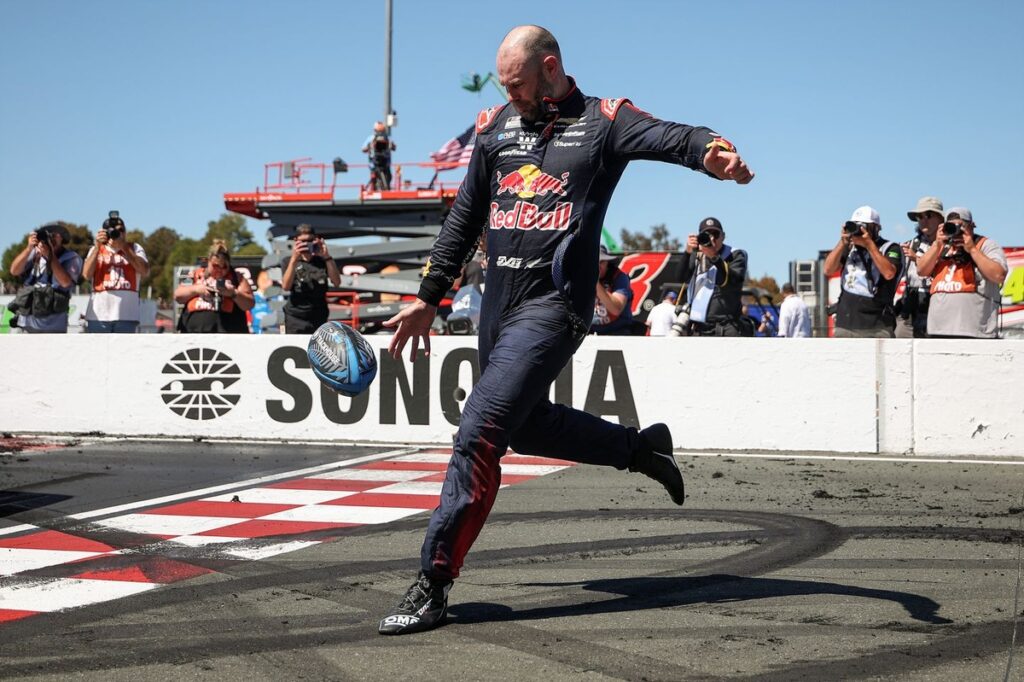 Shane van Gisbergen needed to battle for his latest Cup road course win