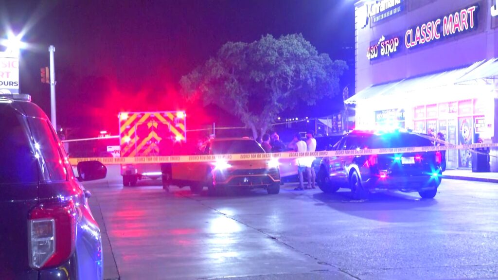 Teen detained for questioning in connection with fatal Northwest Side stabbing, SAPD says