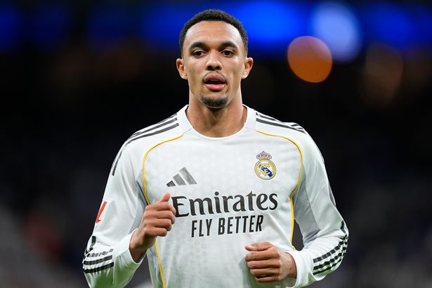 Trent Alexander-Arnold has new reason for concern after latest Jose Mourinho move