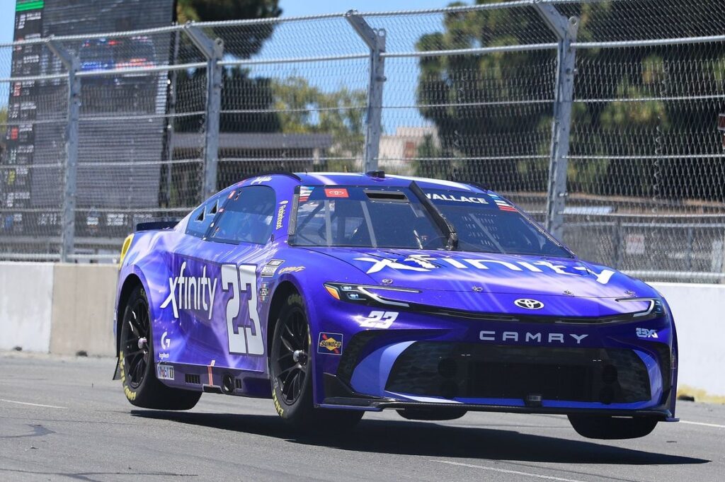 Two Bubba Wallace crew members suspended after NASCAR San Diego loose wheel