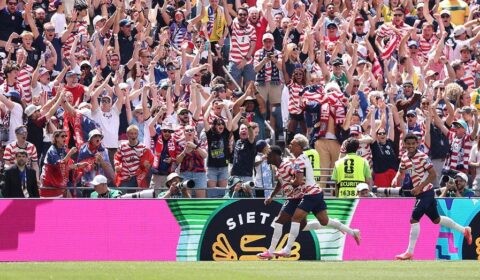 USA clinches first place in World Cup group after Paraguay's win over Turkey seals favorable bracket path