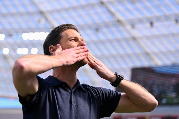 Xabi Alonso sent message by incoming Chelsea signing after linking up with Lionel Messi