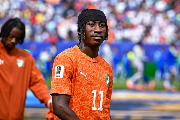 Yan Diomande 'chooses PSG as next club' in brutal transfer setback for Liverpool