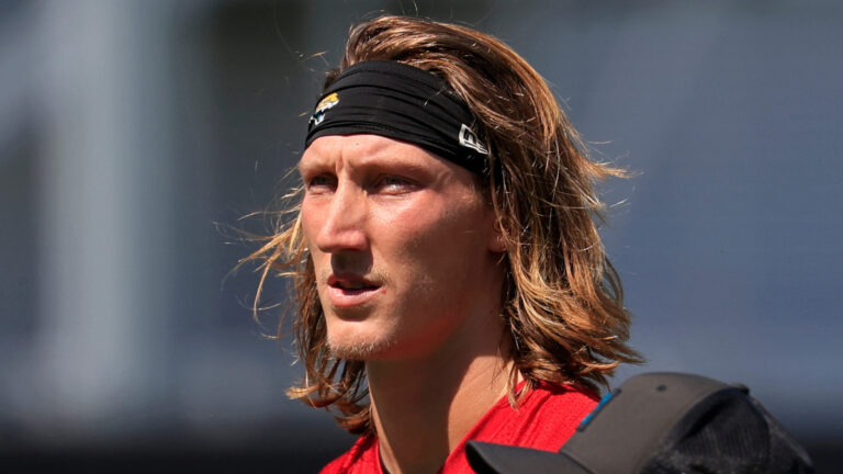AFC Notes: Trevor Lawrence, Gunnar Helm, Colts, Jaguars, Titans