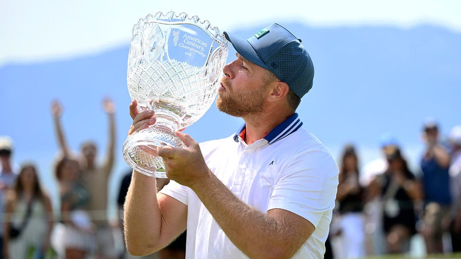 American Century Championship brings celebrities to the golf course for a star-studded tournament