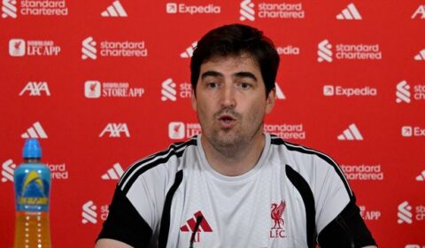 Andoni Iraola responds to direct Liverpool question about Bradley Barcola and Yan Diomande