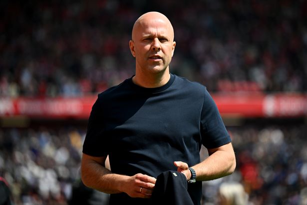 Arne Slot could take shock new job after Eddie Howe's sudden Newcastle departure