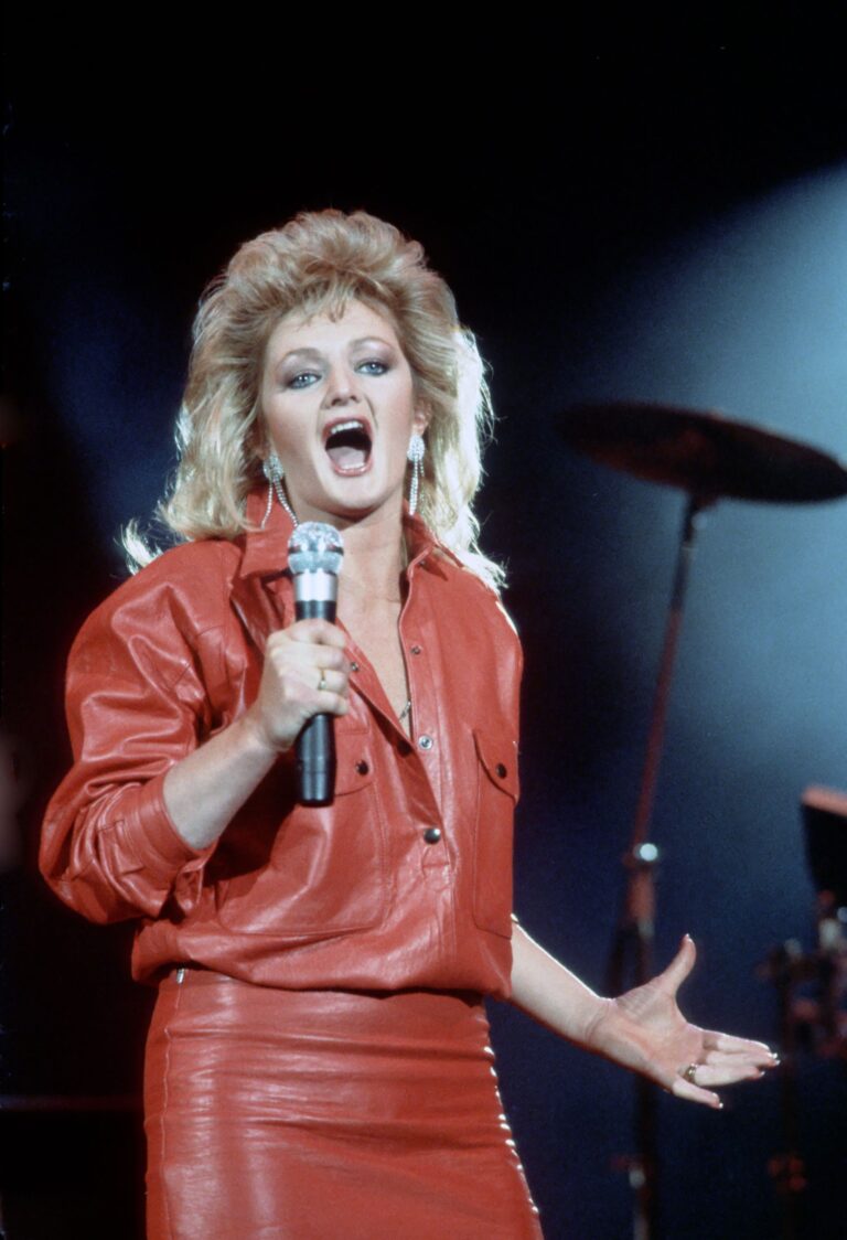 Bonnie Tyler Dies at 75