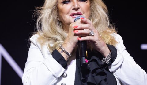 Bonnie Tyler, “Total Eclipse of the Heart” Singer, Dead at 75
