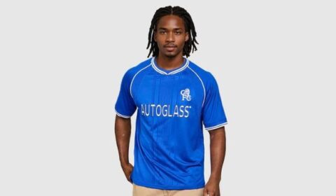 Chelsea fans can snap up classic £40 retro home shirt for £15.35 with simple method