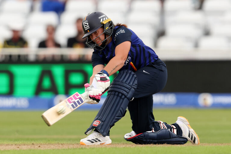 De Klerk, Kelly seal London Spirit's first win after Kapp stars with ball