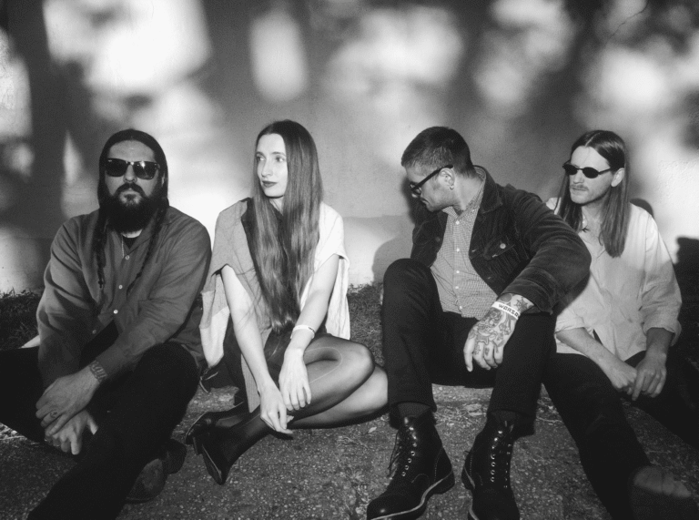 Dry Cleaning Add Two New Songs to Secret Love (Deluxe Edition)