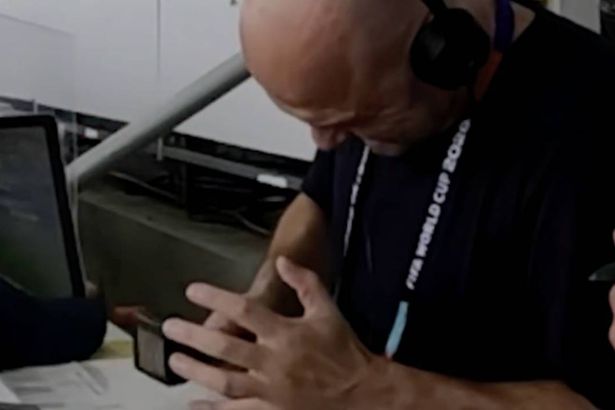 Ex-Liverpool star apologizes after World Cup commentator catches him in England outburst