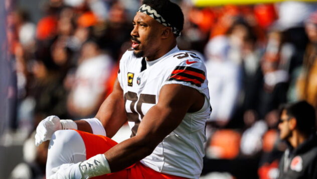 Ex-SB winner drops bold statement about blocking Aaron Donald & Myles Garrett