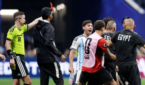 Fifa accused of World Cup ‘fix’ after Egypt’s controversial defeat to Argentina