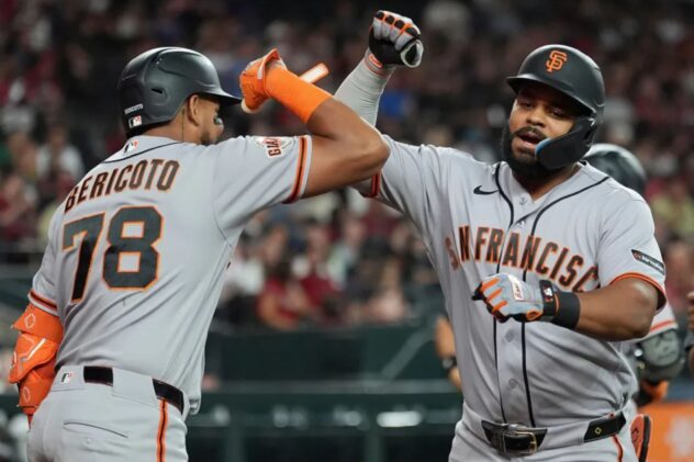 Giants’ bats show signs of life in first win this season over Diamondbacks