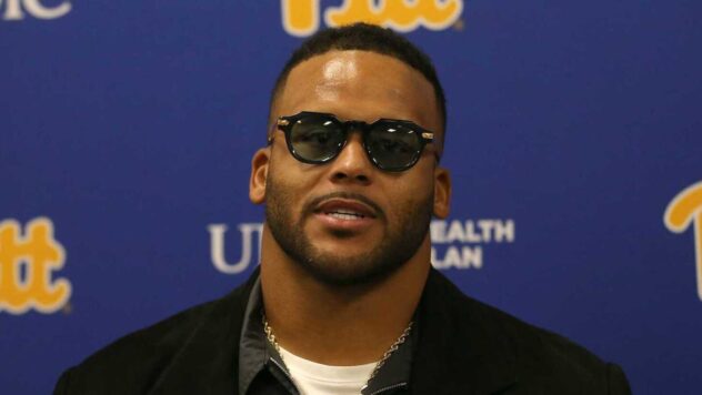 Is Aaron Donald's return to the Rams imminent?
