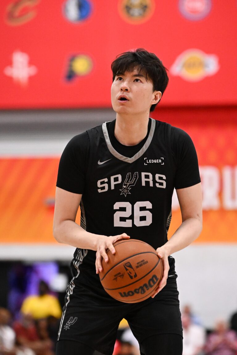 It’s time for Summer League Basketball: San Antonio Spurs vs Phoenix Suns