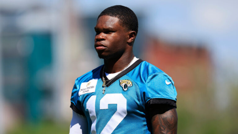 Jaguars Planning Limited Training Camp Reps For Travis Hunter